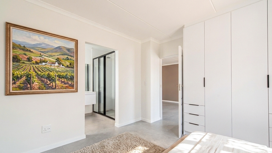 To Let 2 Bedroom Property for Rent in Vredekloof East Western Cape